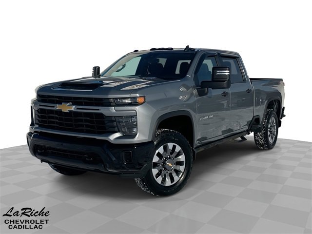 2024 Chevrolet Silverado 2500HD Custom's photo