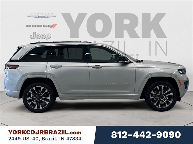 2025 Jeep Grand Cherokee Overland photo 4