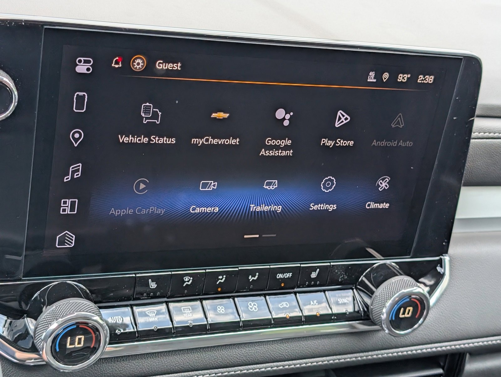 2026 Chevrolet Colorado LT photo 13