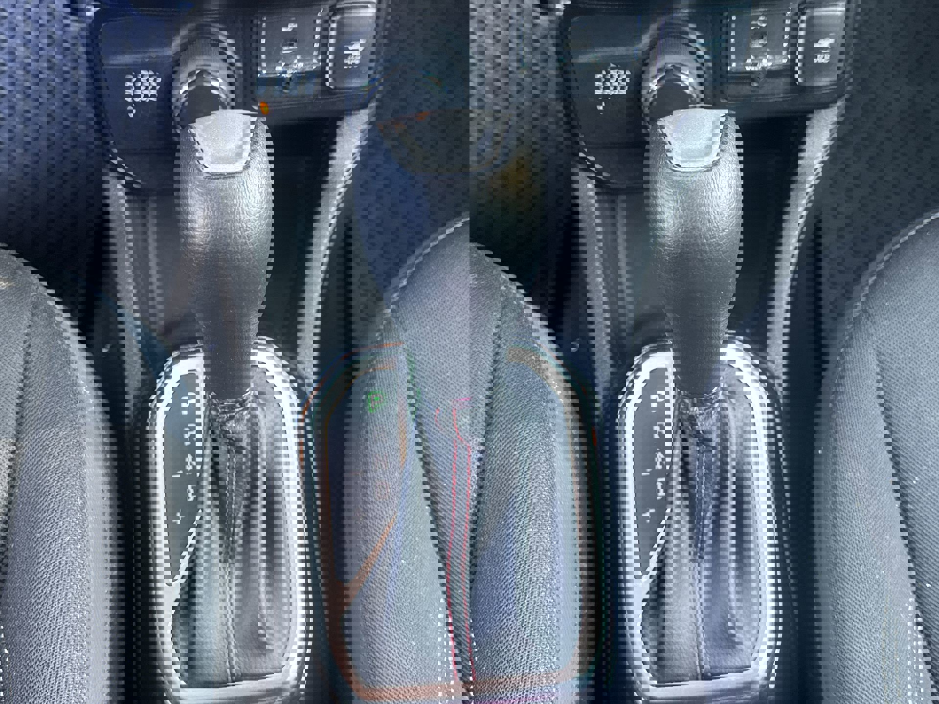 2022 Jeep Renegade Red Edition Sport photo 19