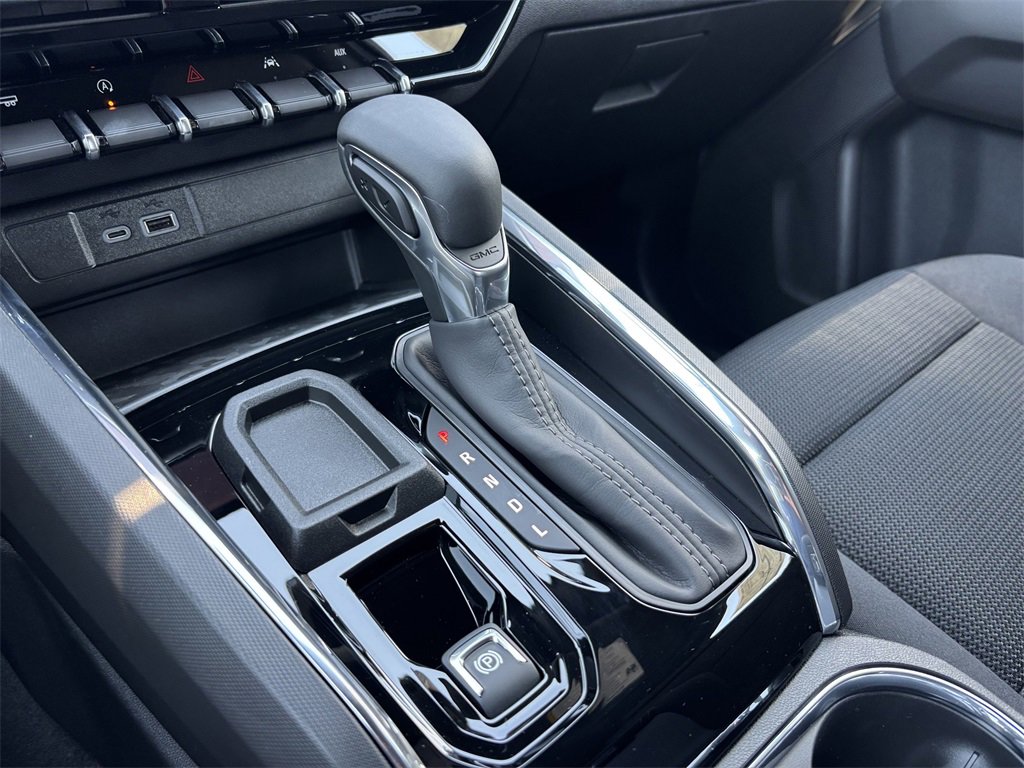 2025 Gmc Canyon Elevation photo 22