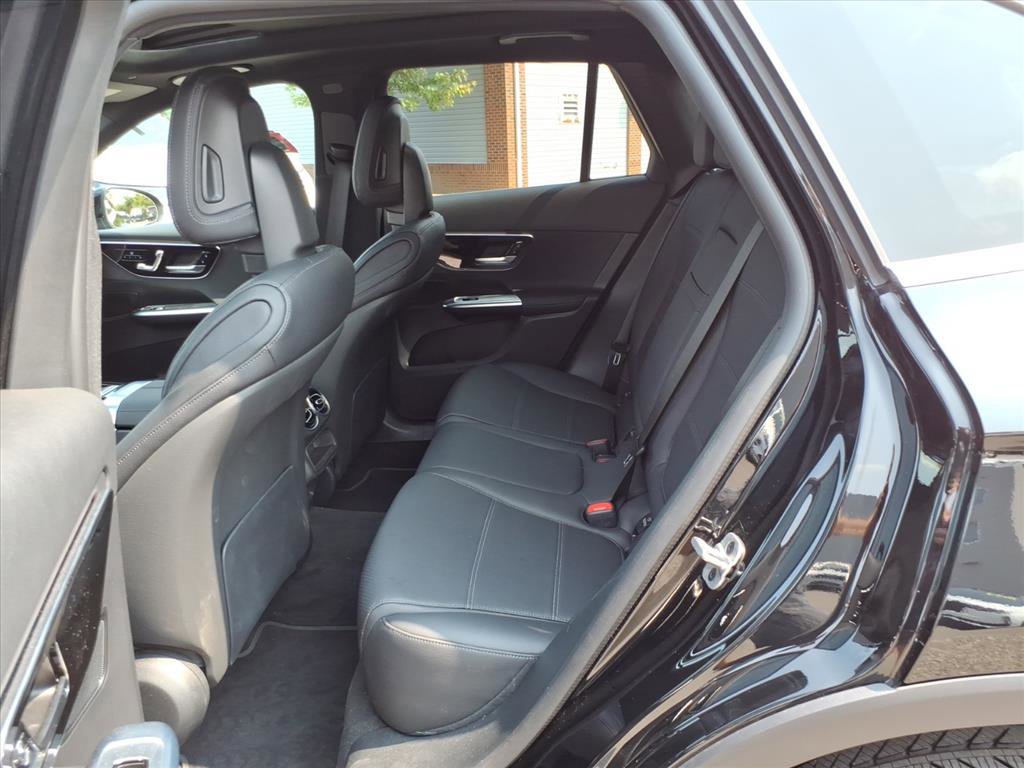 2025 Mercedes Benz GLC 300 4MATIC photo 12