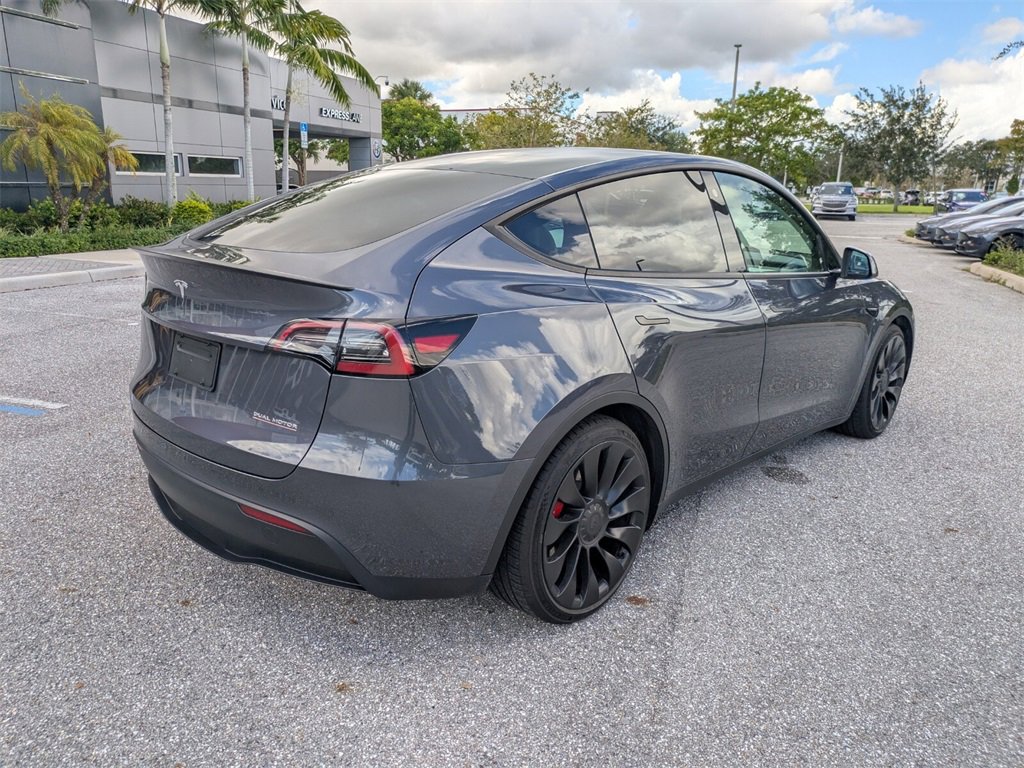 2023 Tesla Model Y Performance photo 4