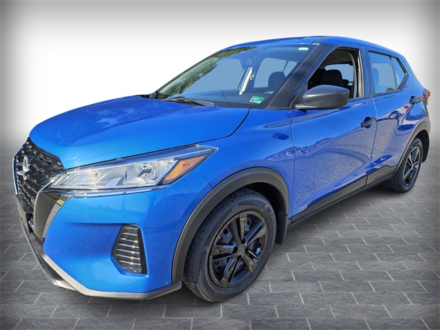 2024 Nissan Kicks S photo 3