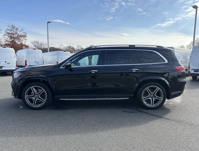 2022 Mercedes Benz GLS 450 4MATIC photo 4