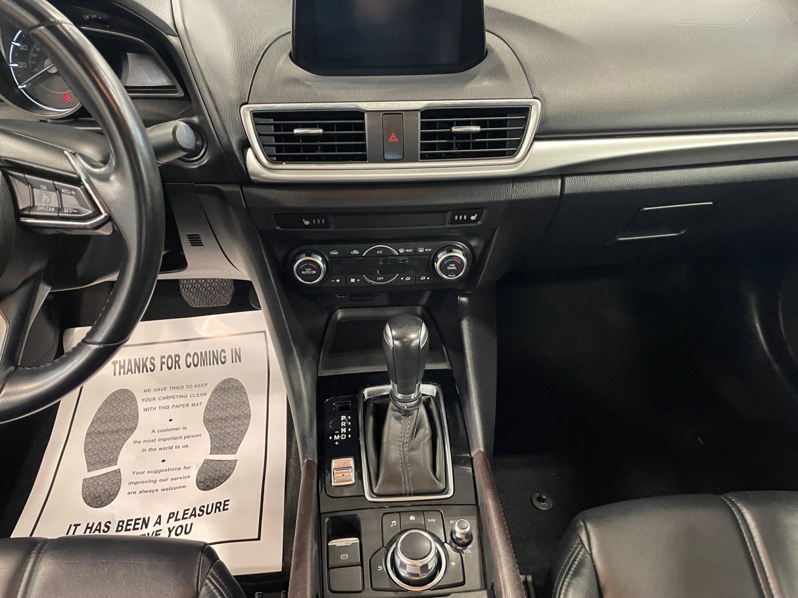 2018 Mazda Mazda3 Touring photo 9