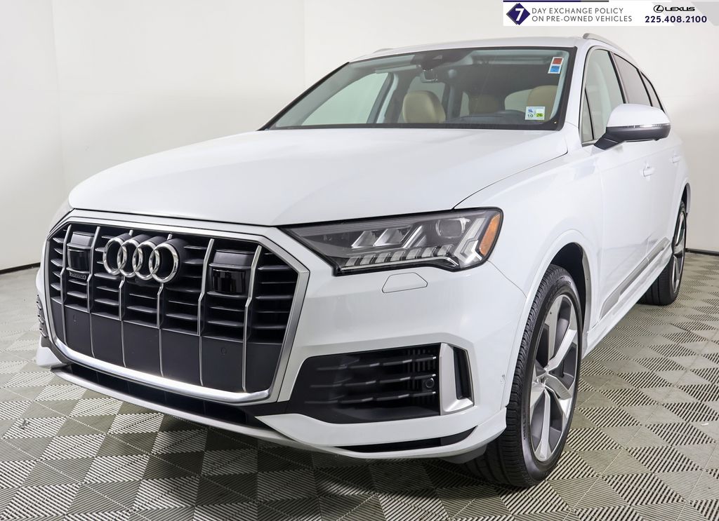 2023 Audi Q7 Prestige's photo