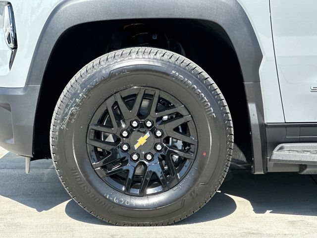 2026 Chevrolet Silverado EV LT photo 25