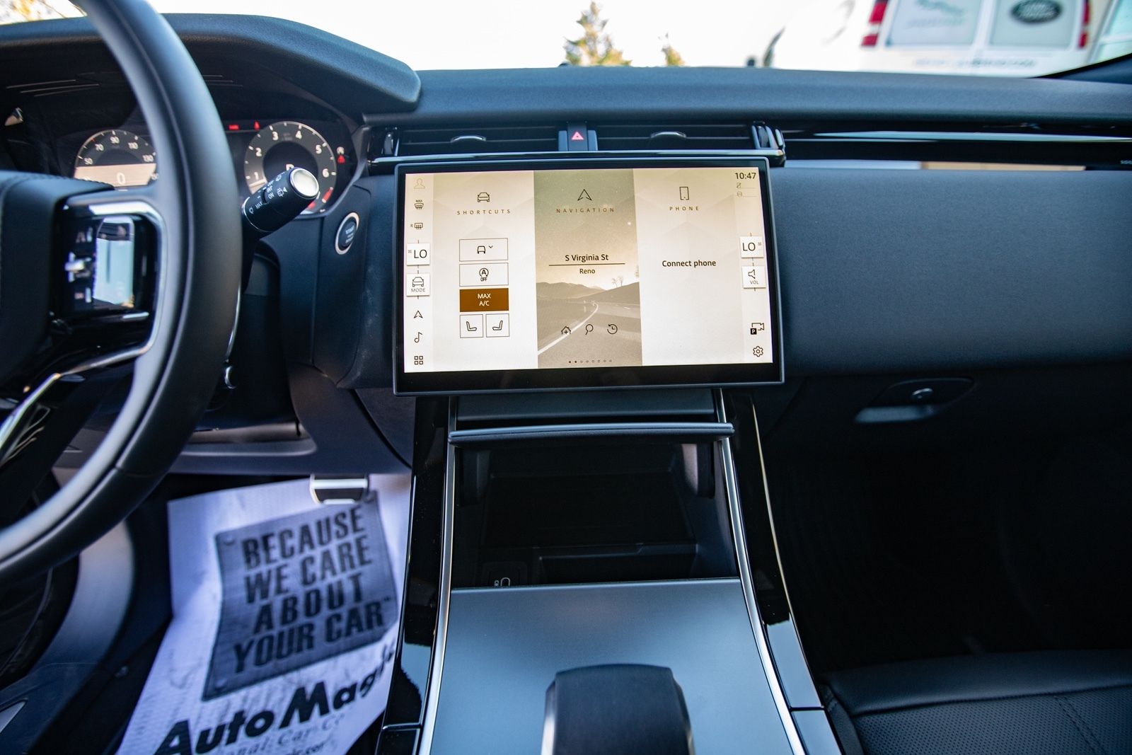 2025 Land Rover Range Rover Velar SE photo 16