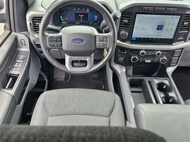 2024 Ford F-150 XLT photo 16