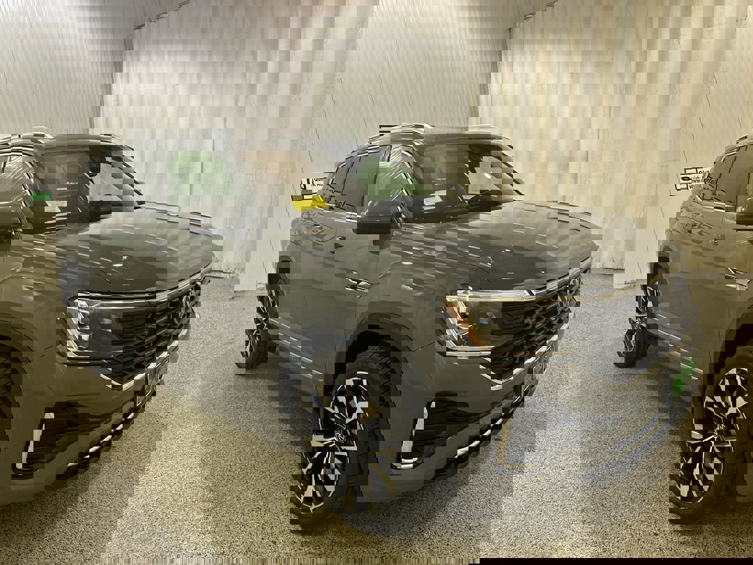 2026 Volkswagen Atlas SEL Premium R-Line's photo