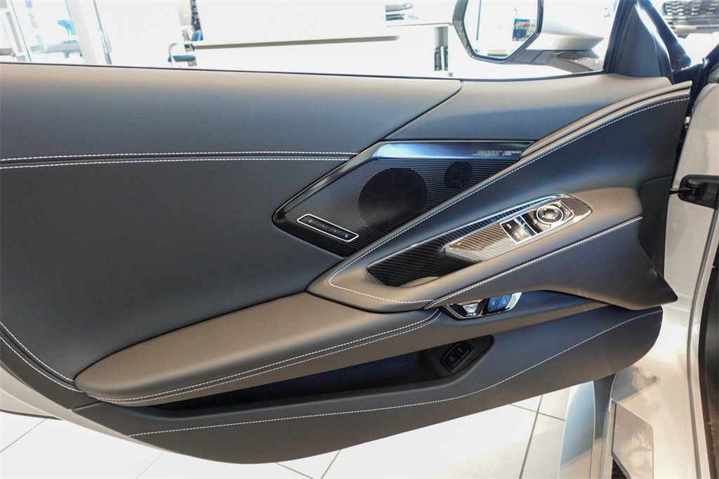 2026 Chevrolet Corvette Stingray 2LT photo 17