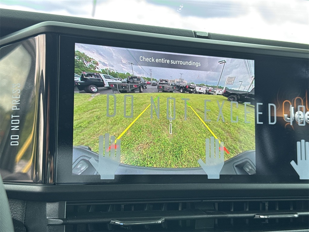 2025 Jeep Gladiator Sport photo 22
