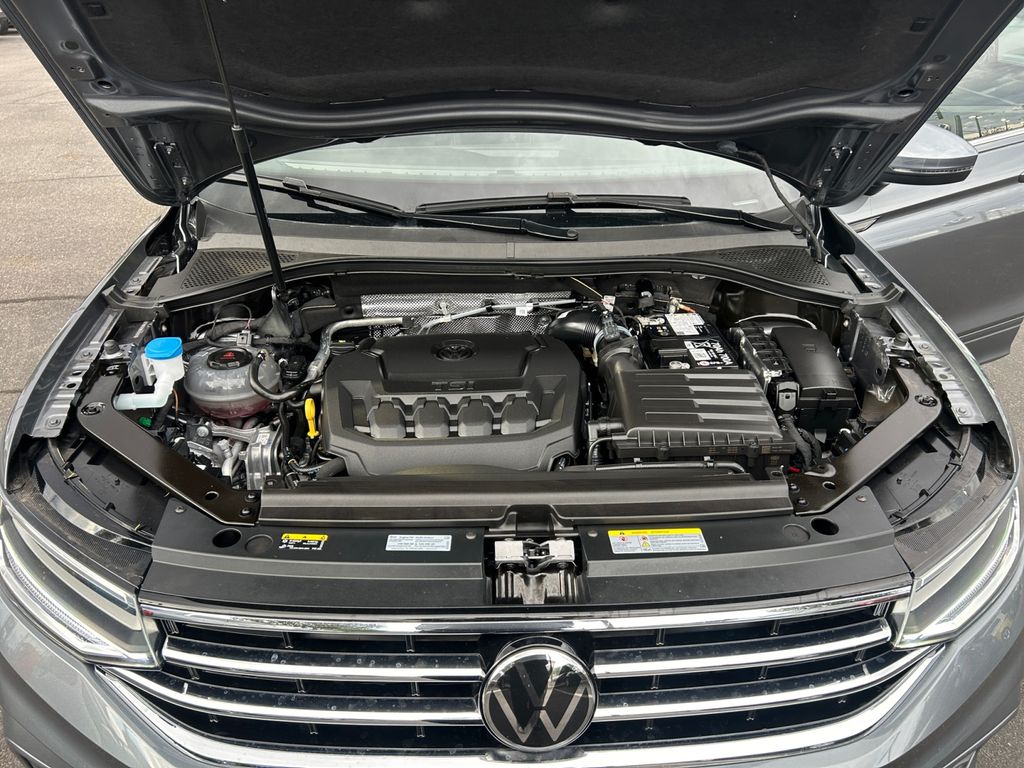 2024 Volkswagen Tiguan SE photo 20