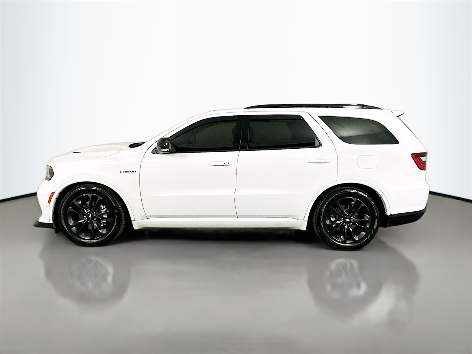 2025 Dodge Durango R/T Plus photo 2