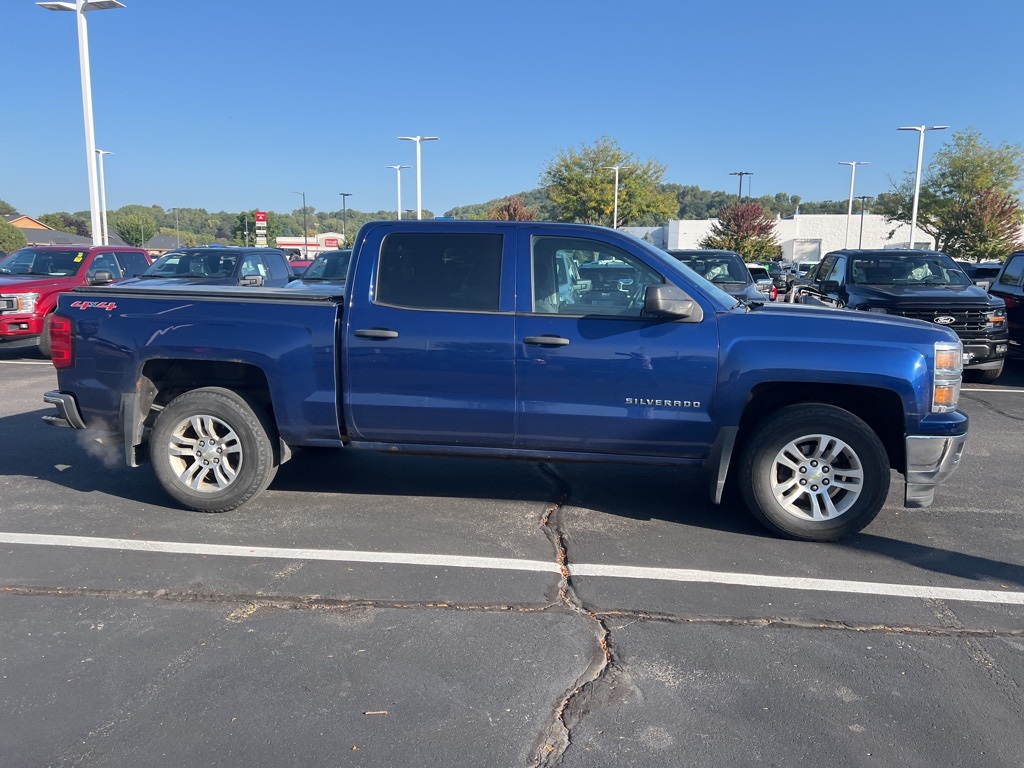 2014 Chevrolet Silverado 1500 LT photo 3