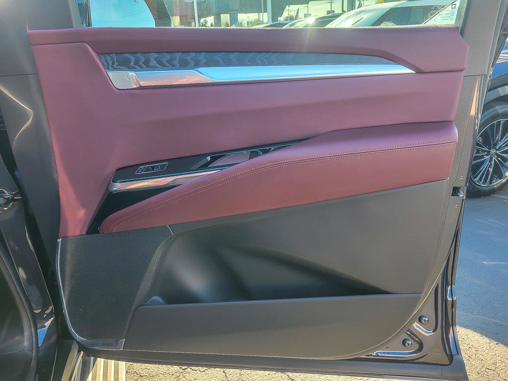 2025 CADILLAC ESCALADE - Image 30