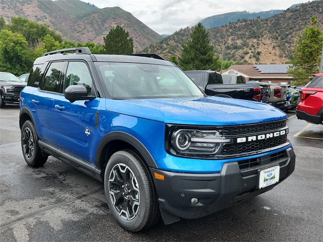 2025 Ford Bronco Sport Outer Banks's photo