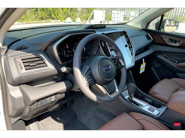 2025 Subaru Ascent Touring photo 18