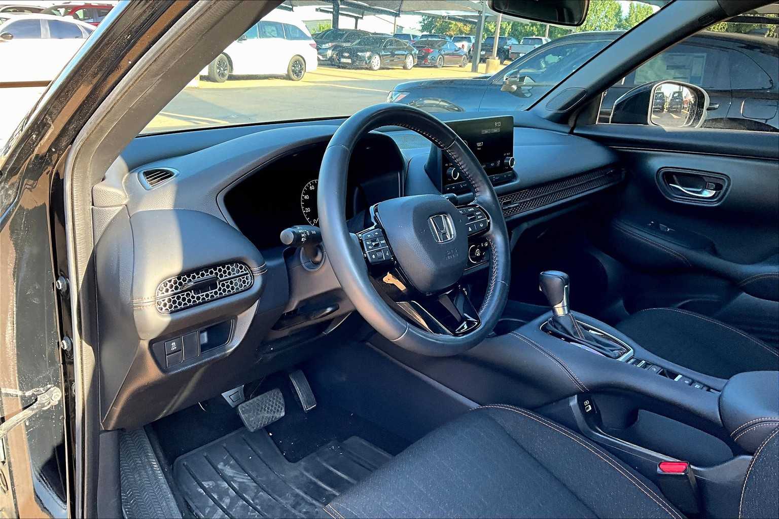 2023 Honda HR-V Sport photo 14