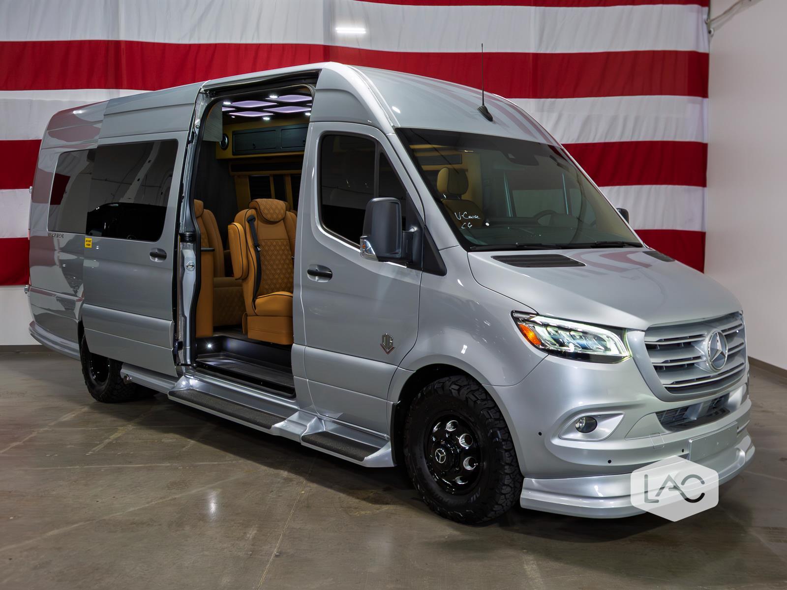 2023 Mercedes Benz Sprinter 3500 photo 24