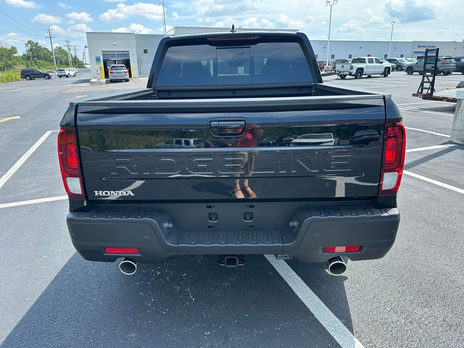 2026 Honda Ridgeline Black Edition photo 3