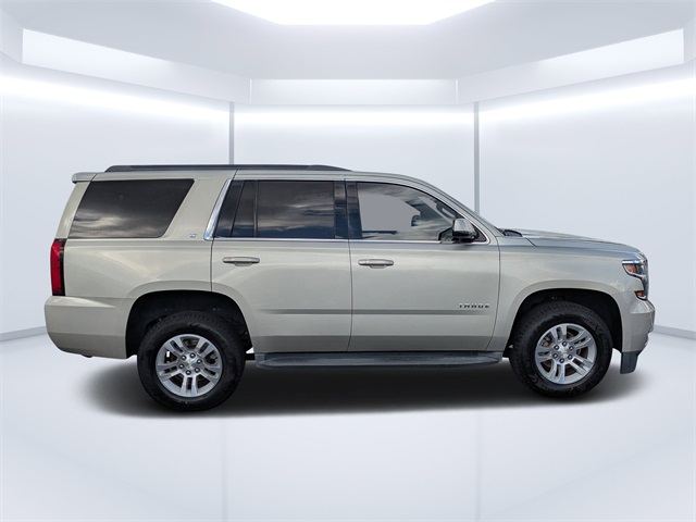 2016 Chevrolet Tahoe LT photo 2