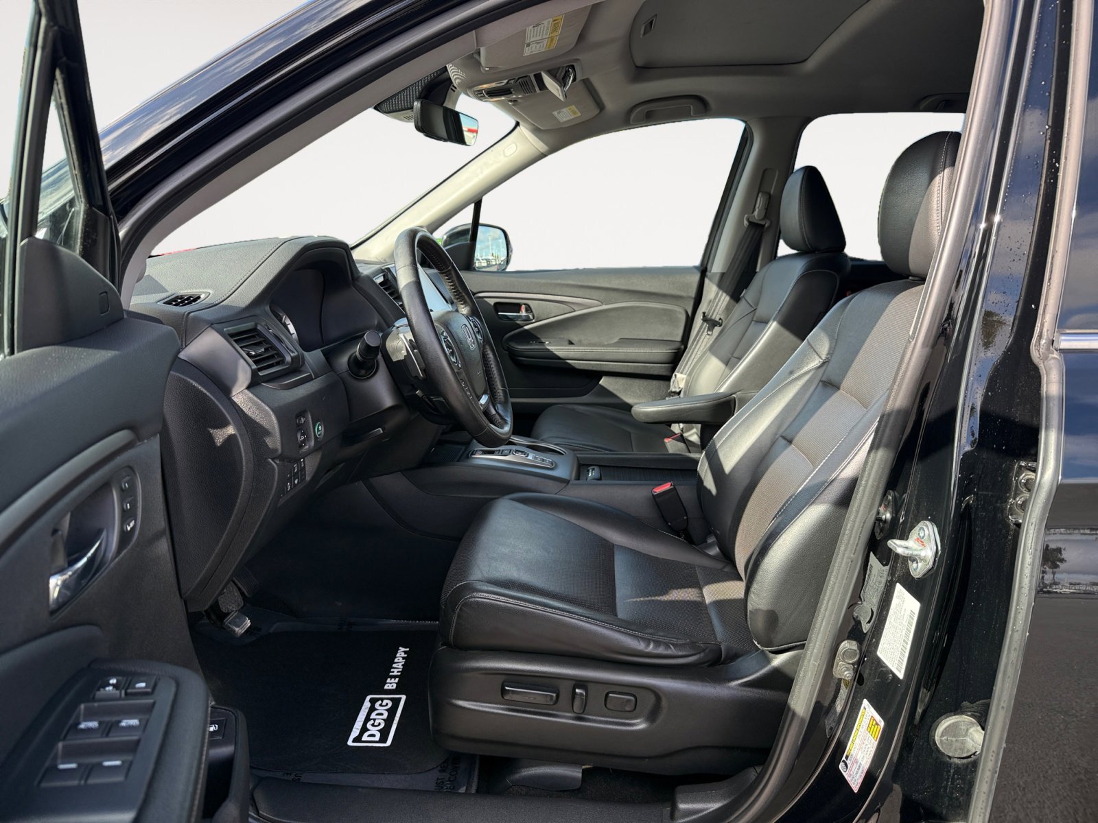 2022 Honda Ridgeline RTL-E photo 10