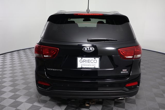2020 Kia Sorento LX photo 3