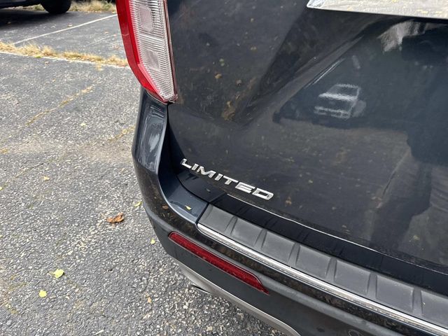 2022 Ford Explorer Limited photo 4