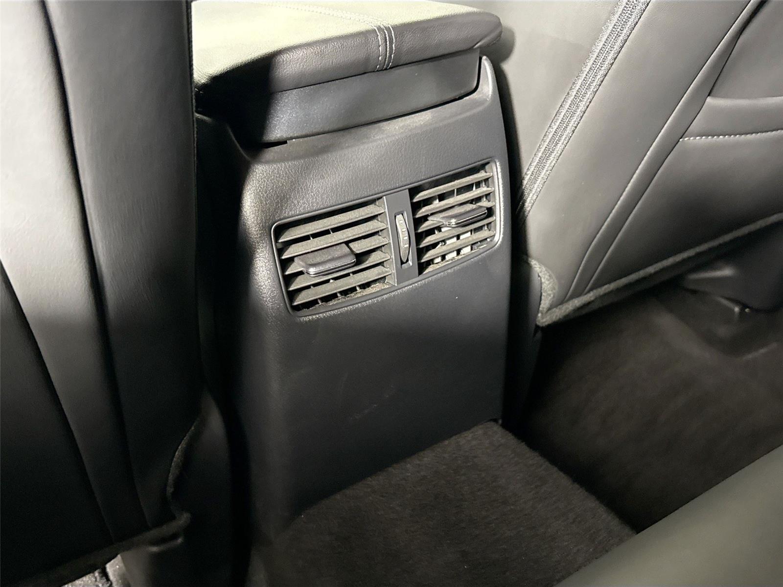 2022 Mazda CX-30 2.5 Select photo 33