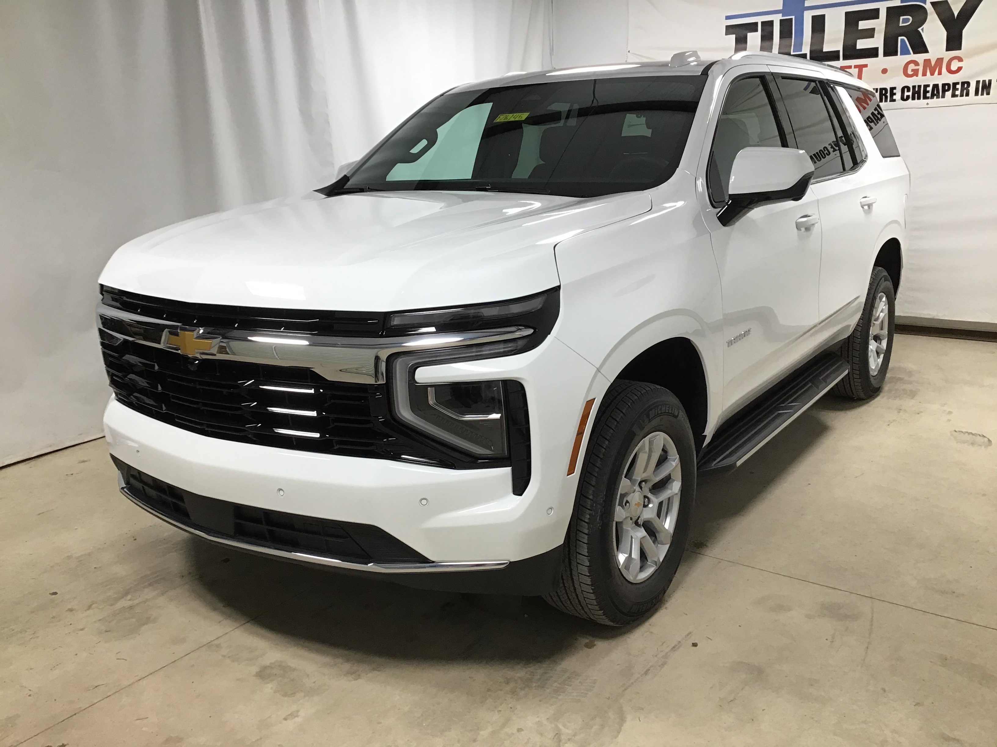 2026 Chevrolet Tahoe LS photo 3