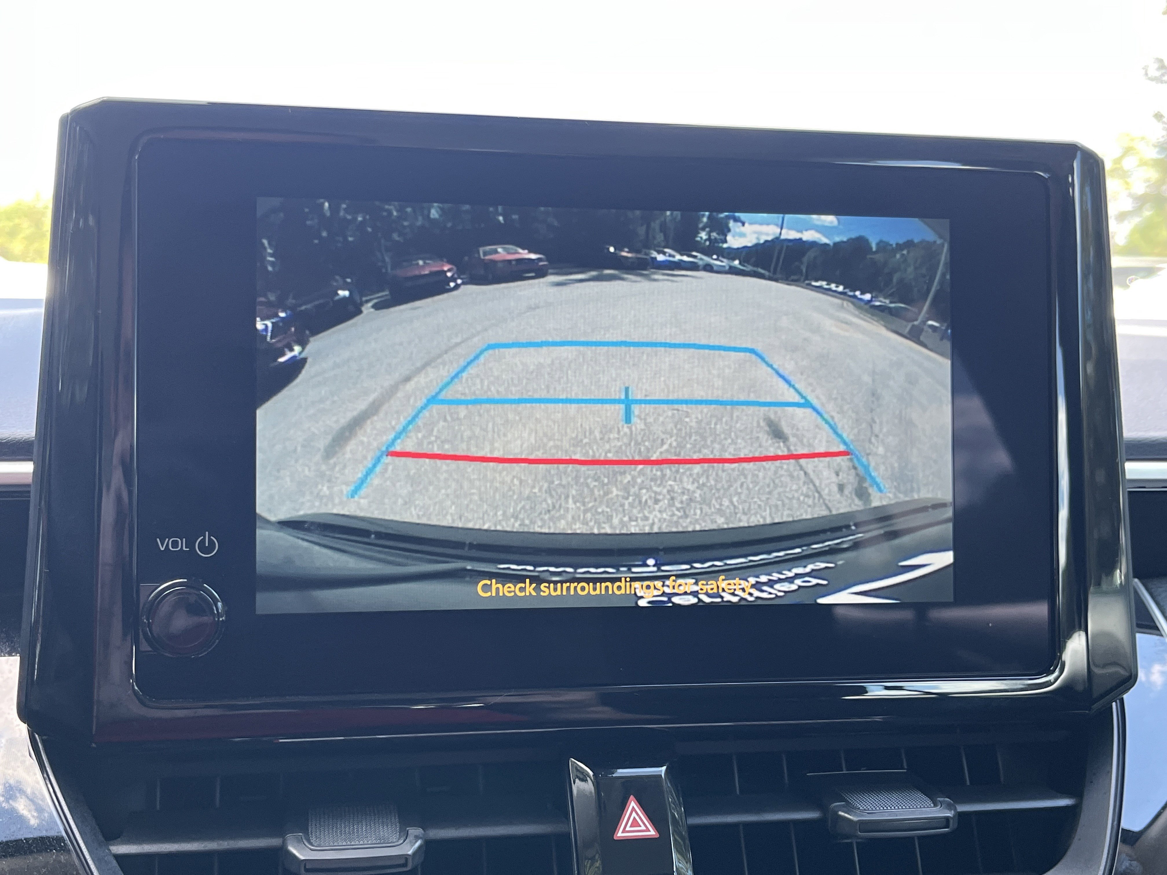 2025 Toyota Corolla LE photo 3