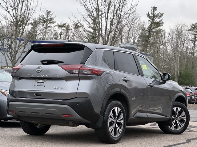 2023 Nissan Rogue SV photo 2