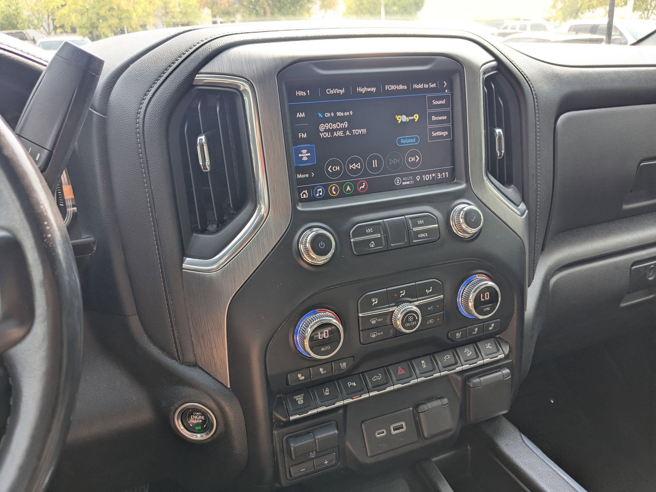 2022 Gmc Sierra 3500 HD Denali photo 18