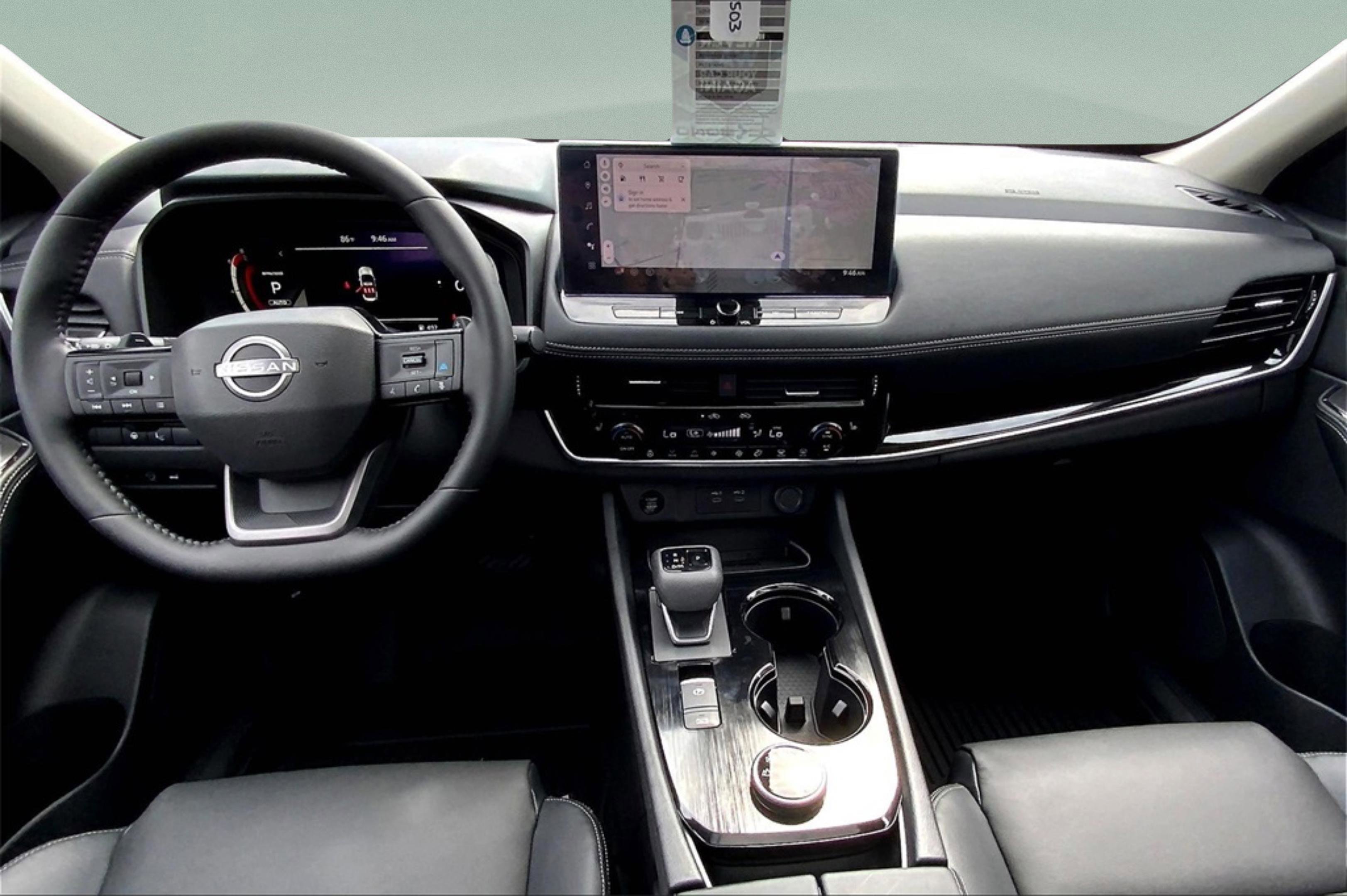 2025 Nissan Rogue SL photo 4