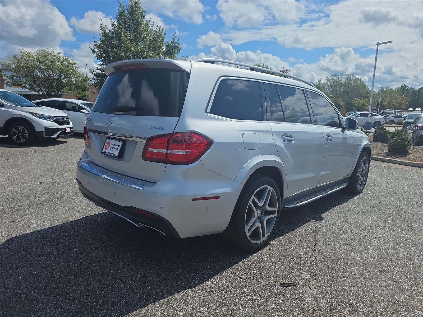 2017 Mercedes Benz GLS 550 4MATIC photo 4