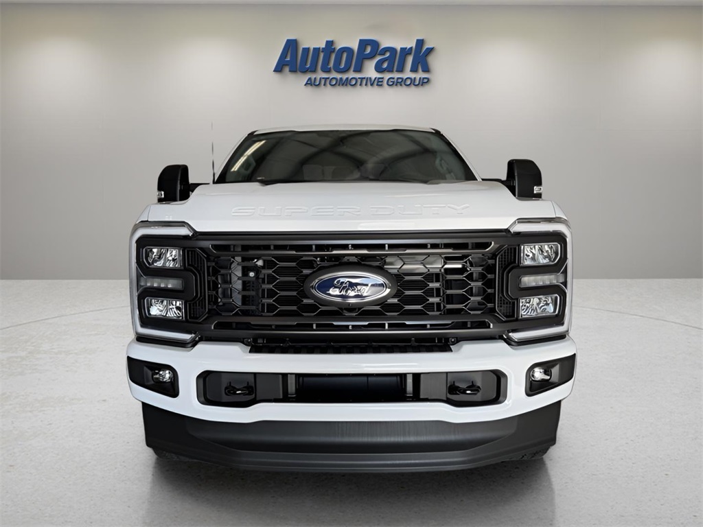 2026 Ford F-350 XL photo 2