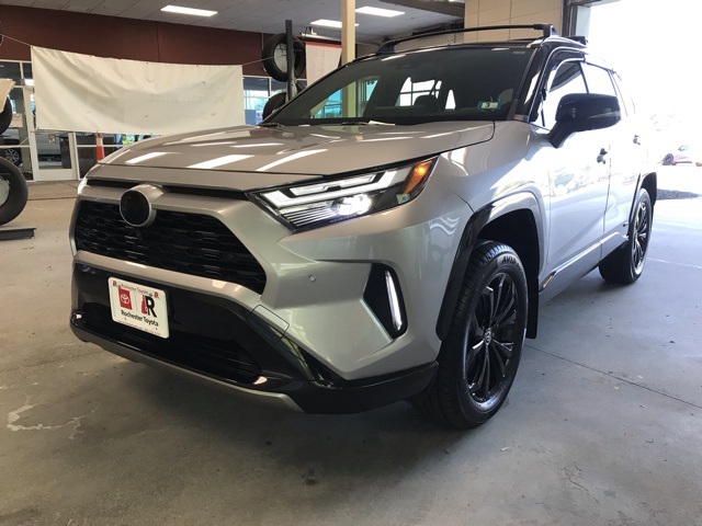 2023 Toyota RAV4 Hybrid XSE photo 7