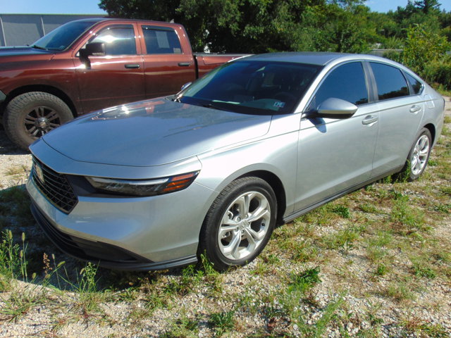 2024 Honda Accord LX photo 4