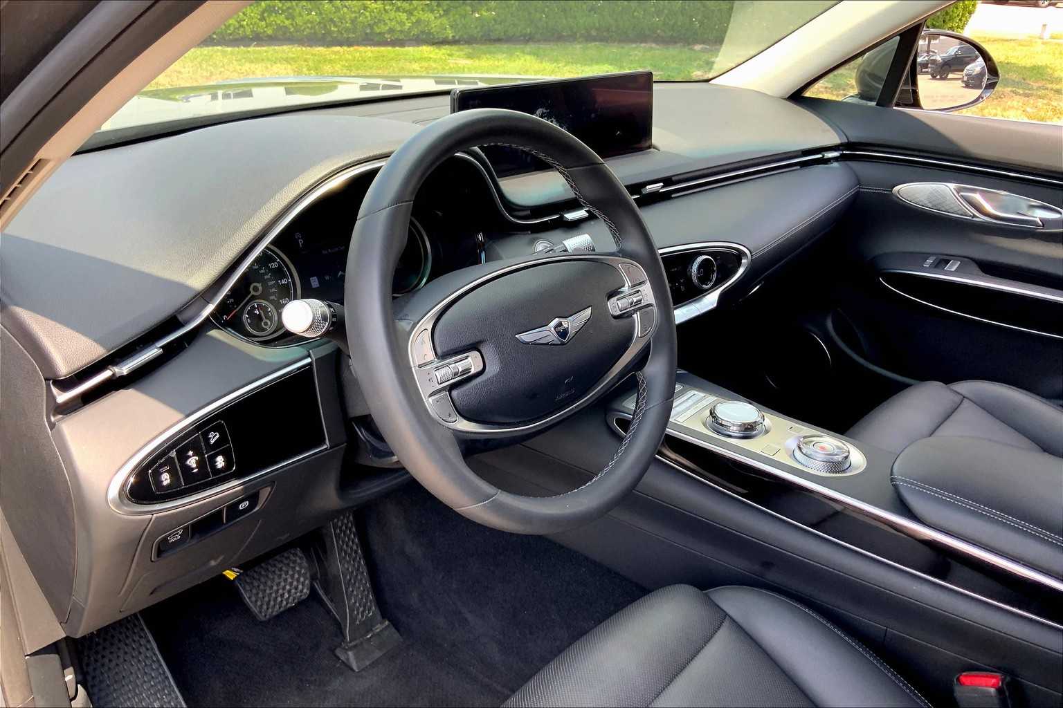 2025 Genesis GV70 2.5T photo 16