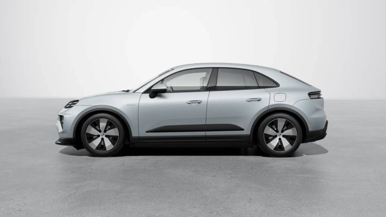 2025 Porsche Macan Electric photo 2