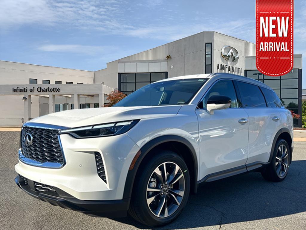 2025 INFINITI QX60 LUXE's photo