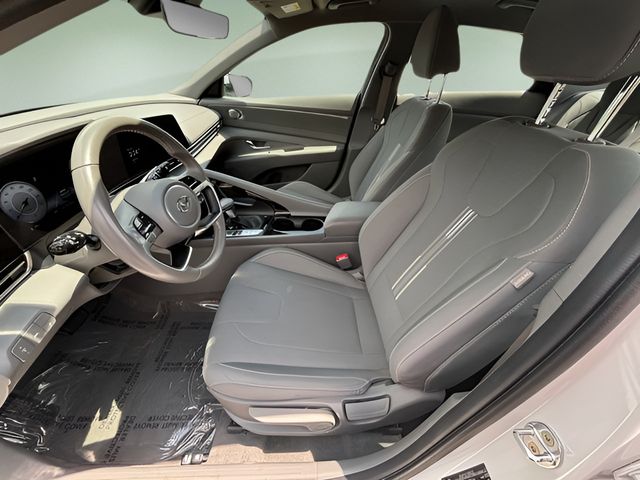 2023 Hyundai Elantra SEL Convenience photo 3