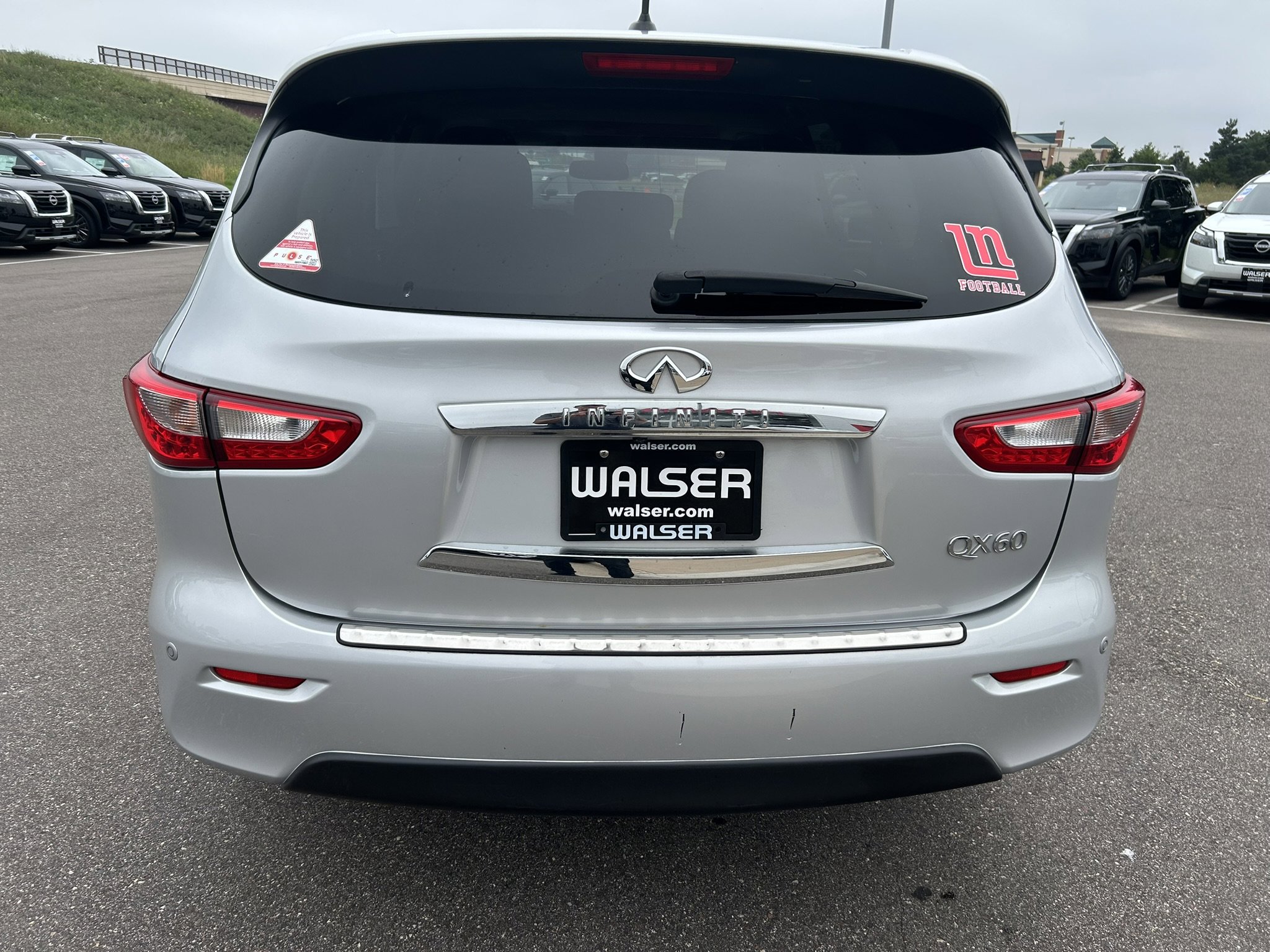 2015 Infiniti QX60 Base photo 2