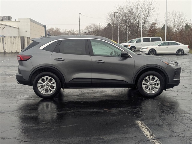 2023 Ford Escape Active photo 3