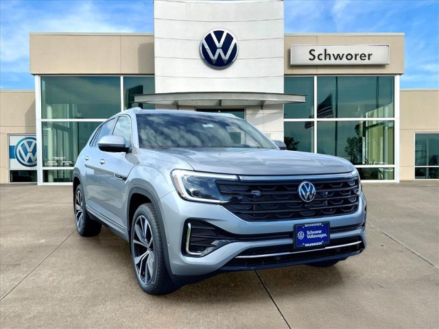 2026 Volkswagen Atlas Cross Sport SEL Premium R-Line photo 3