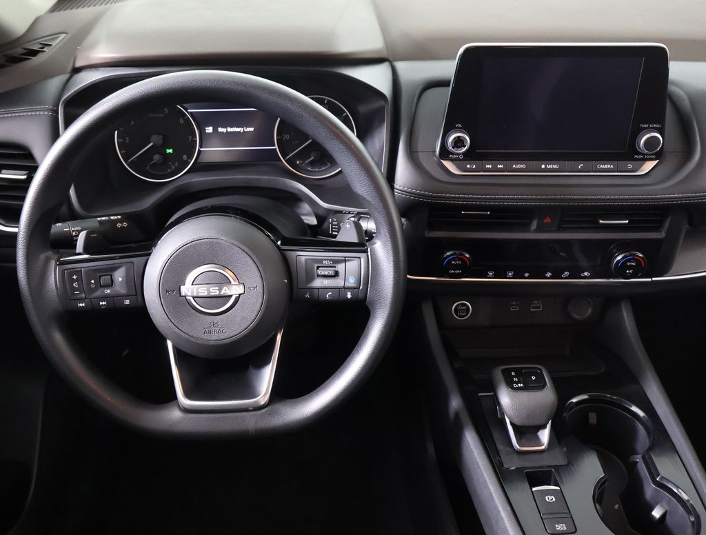 2023 Nissan Rogue SV photo 11