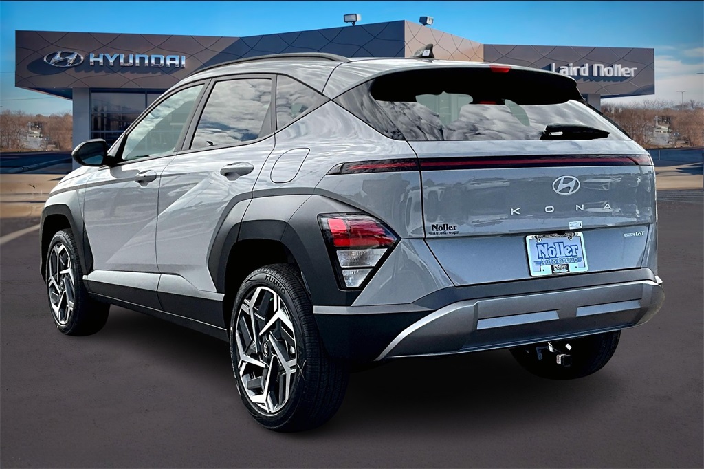 2026 Hyundai Kona SEL photo 3