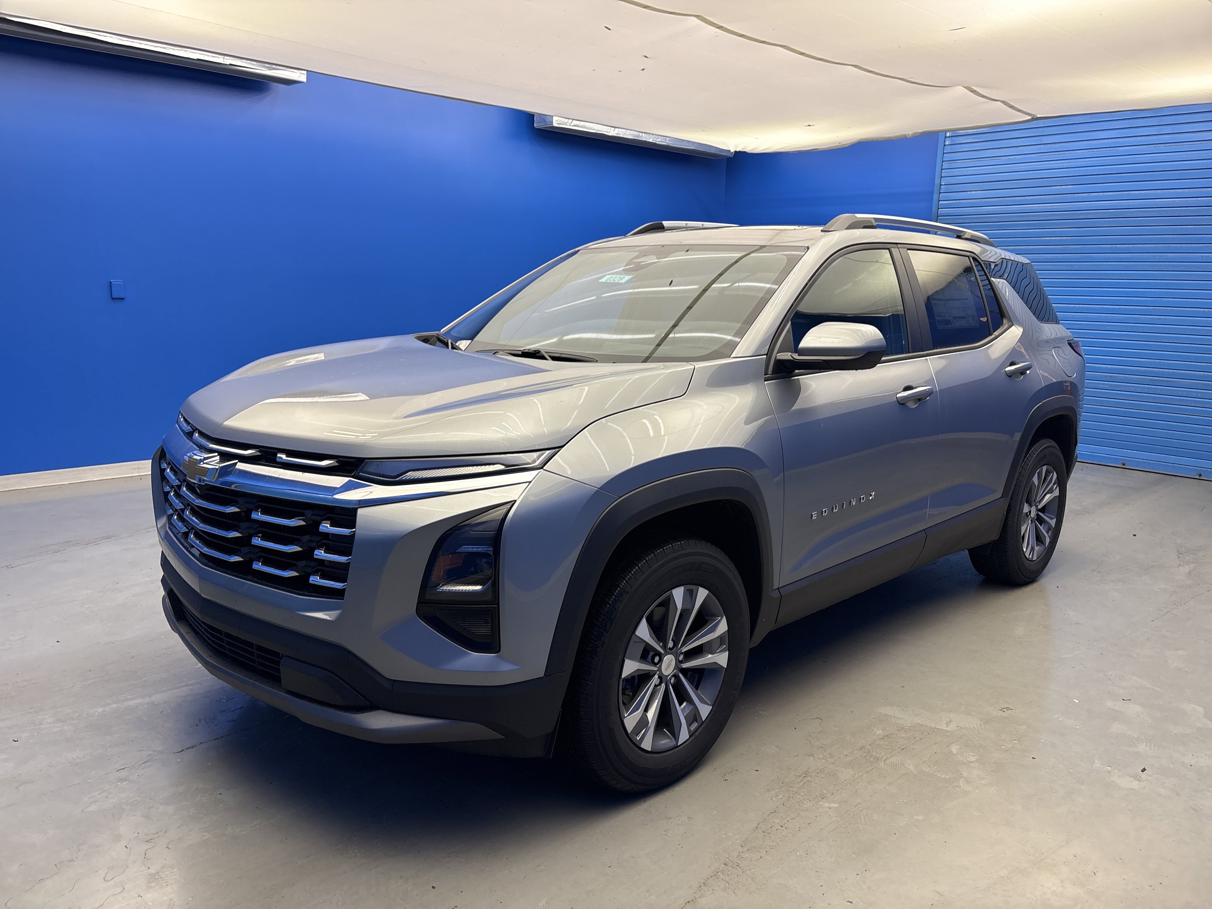 2026 Chevrolet Equinox LT photo 3